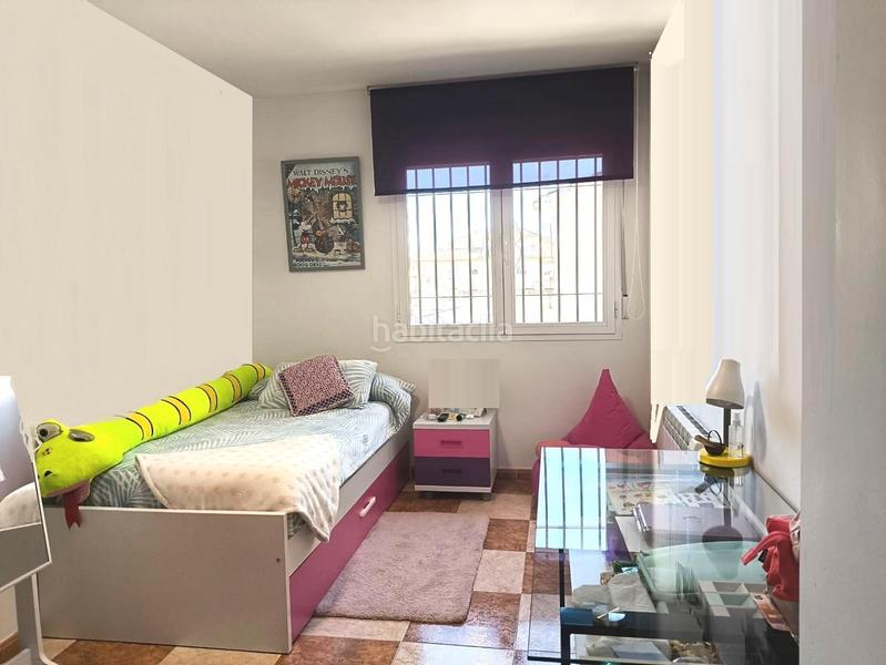 Foto cd8133c3-27b7-4945-b1c7-347f80151c83. Casa pareada en Cúllar Vega