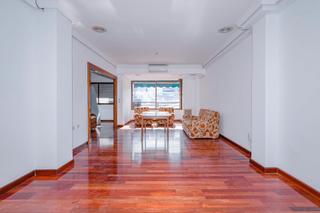 Flat in Calle tejeiro 15