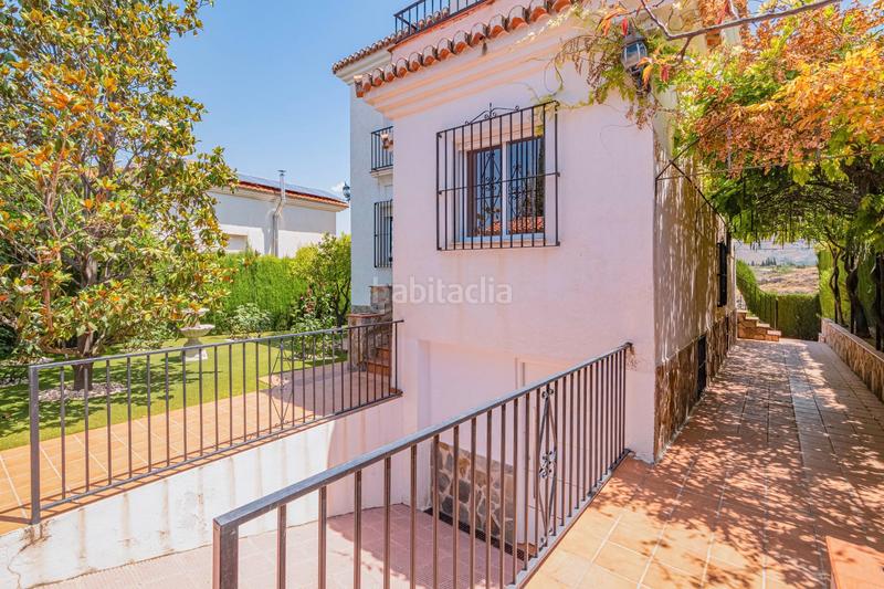 Foto a6699b4d-023c-4be5-808d-65043102f7d3. Chalet avec cheminée piscine dans Barrio de la Vega Monachil