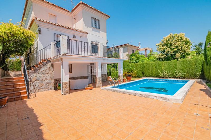 Foto b914aab4-30f7-4a80-bf68-9c537234b3aa. Chalet con camino piscina in Barrio de la Vega Monachil