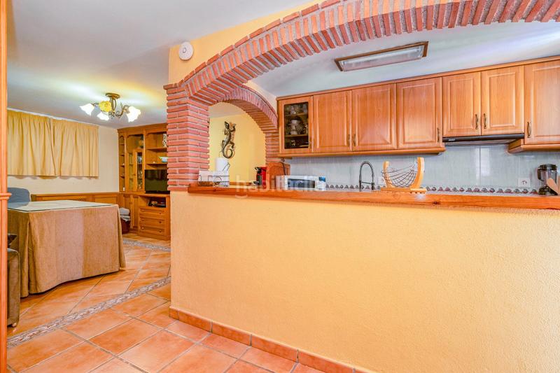 Foto e24d2331-38fb-45c5-a9cf-6867f8243f26. Xalet amb xemeneia piscina a Barrio de la Vega Monachil