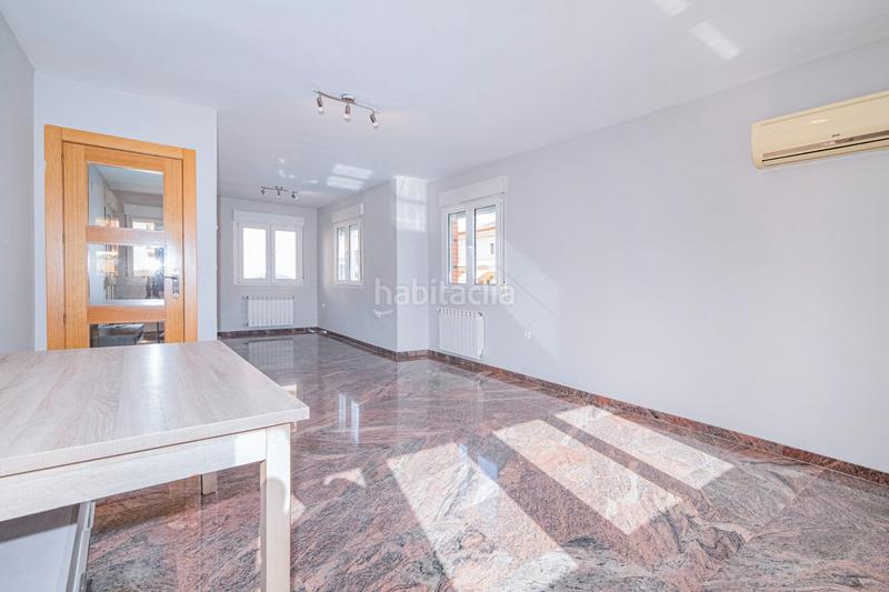 Foto 41643770-379e-4e0e-bd10-0c1df96b2e15. Casa pareada venta chalet pareado con luz natural y piscina privada en ogijares en Ogíjares