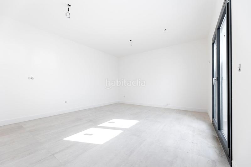 Foto 0fc7d21f-b0b2-4eed-bfaa-d55fc10578b4. Semi detached house with heating parking in Poniente Armilla