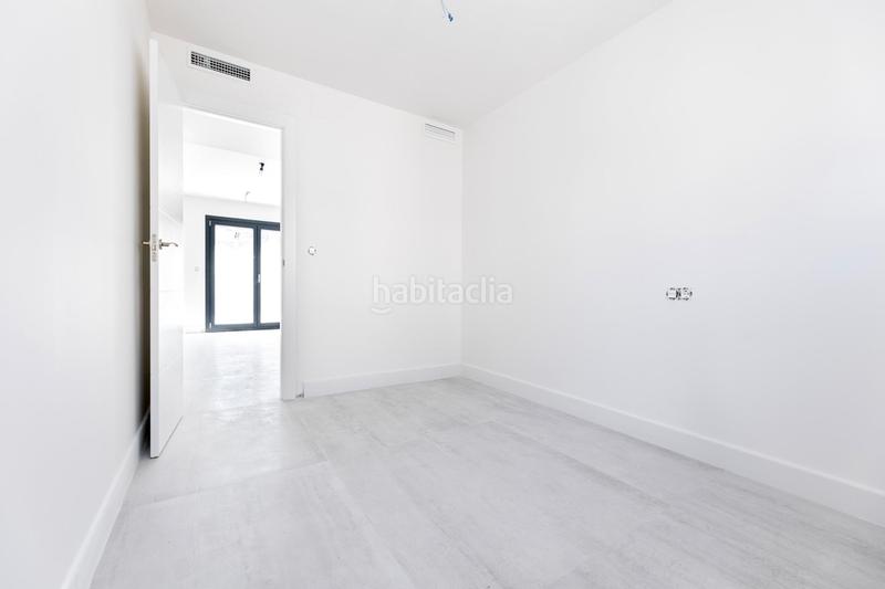 Foto 3a5fd48d-10ea-4544-9a04-42f12cd0ab45. Semi detached house with heating parking in Poniente Armilla