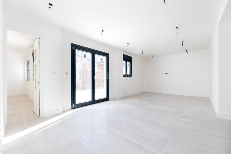 Foto bb6d4e68-9b0a-469b-99f8-127deff8501c. Semi detached house with heating parking in Poniente Armilla