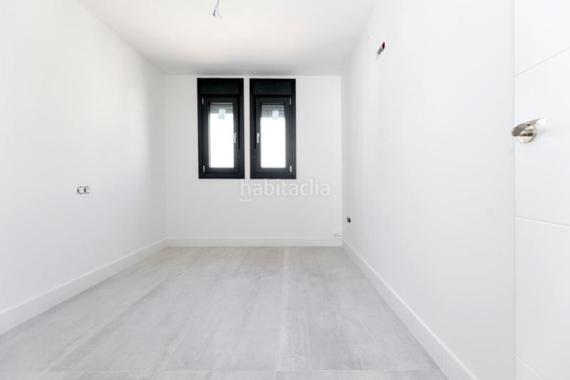 Foto e7d5fdf6-acbe-4f83-b108-a4cd7cb256d7. Semi detached house with heating parking in Poniente Armilla