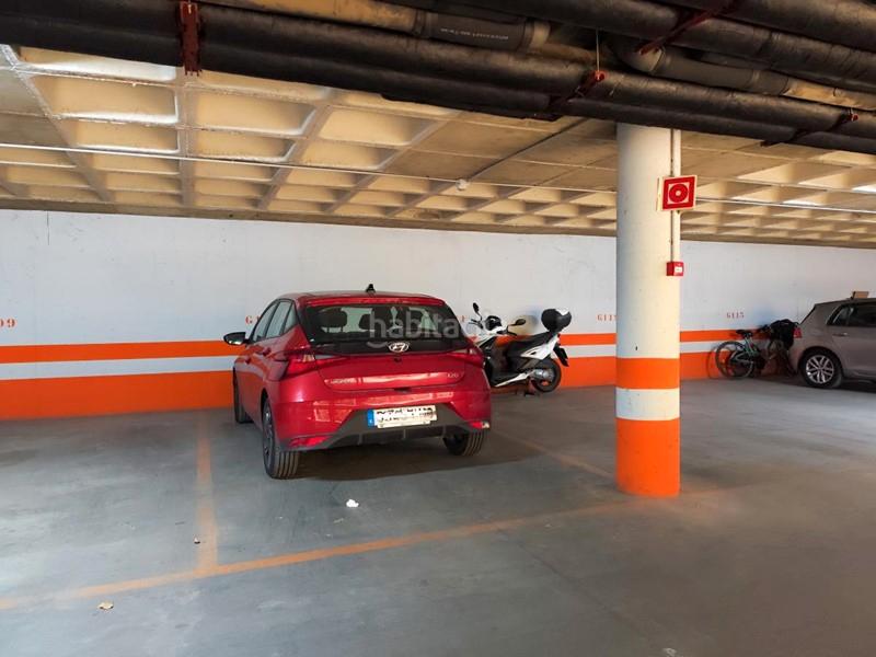 Foto 97a8611d-7b83-4d85-ad66-f9c60e9ada74. Erdgeschoss mit heizung parking pool in Campus de la Salud Armilla