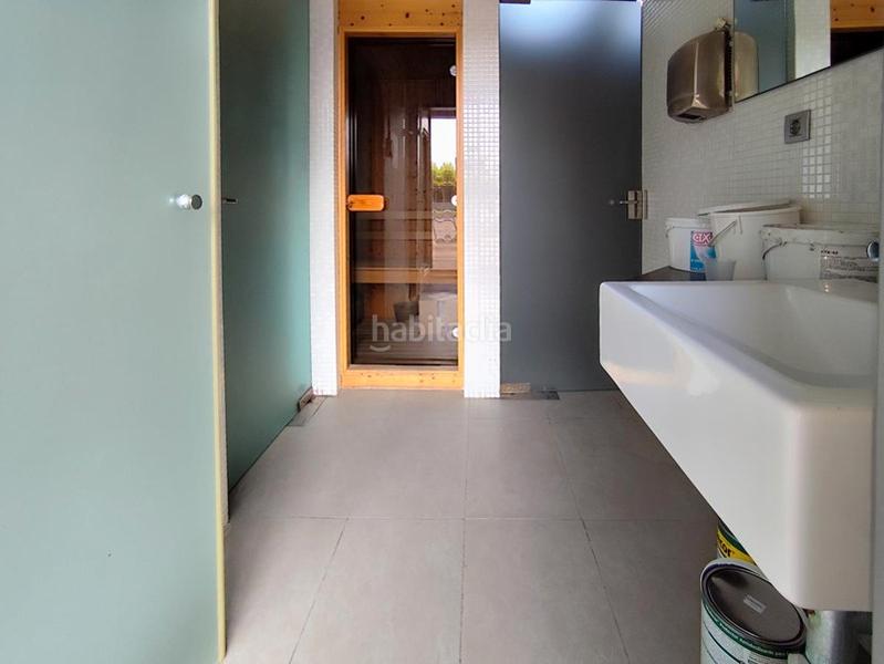 Foto a498bbbf-2551-46cf-a2a3-2192ddc4f9ff. Planta baixa amb calefacció aparcament piscina a Armilla