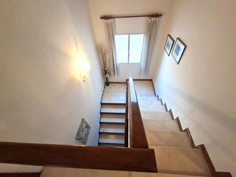 Foto dce4787a-65f4-4d31-a5dc-8cb587691e2a. Reihenhaus mit parking in Avda. De los Ogíjares Armilla