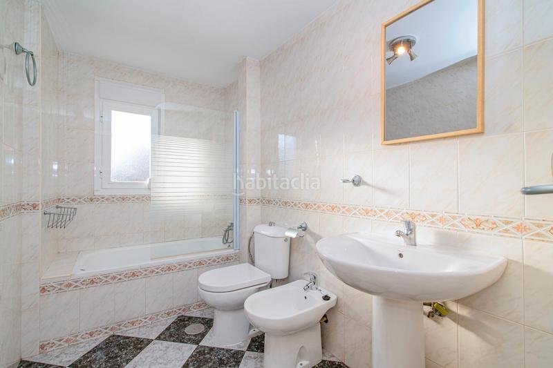 Foto d37eff44-0fb5-4394-8367-93799de82262. Appartamento con riscaldamento in parque nueva Granada Granada