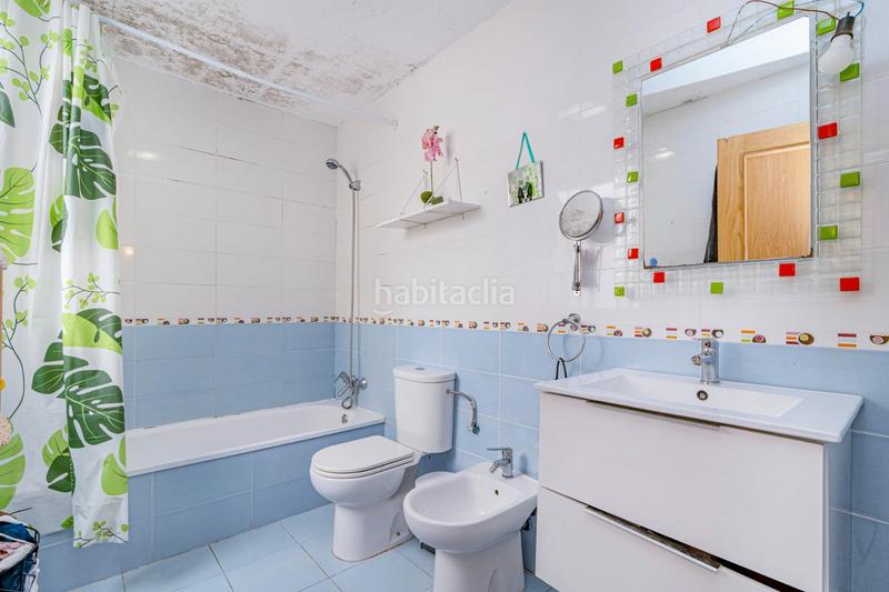 Foto 159fdcb0-73cf-450a-9ff3-faff95d94c23. Attico con riscaldamento parcheggio in Cájar