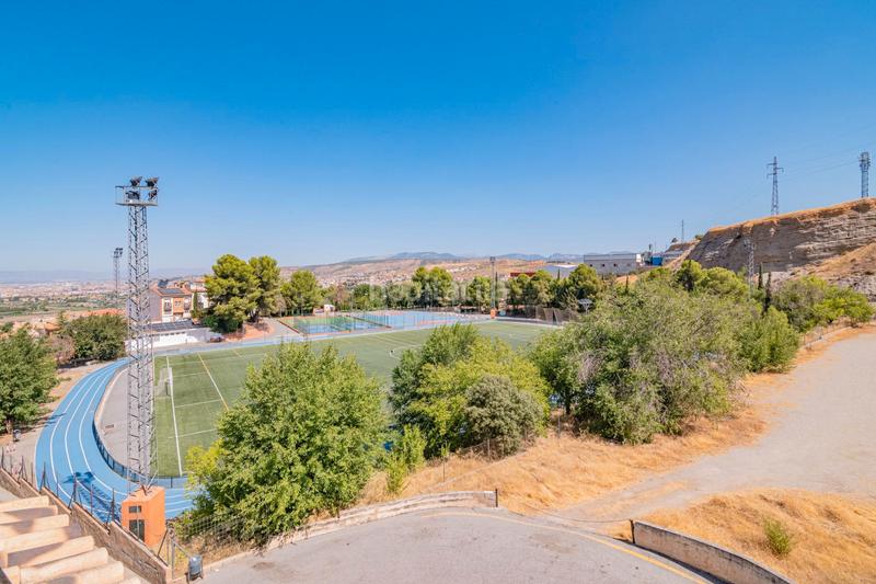 Foto a74e1b8f-51fb-4ec0-a19f-4c1df810dee9. Attico con riscaldamento parcheggio in Cájar