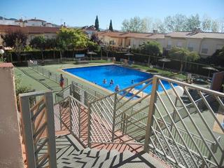 Piso  Avenida de carmen morcillo. Ideal para familias!! bonito piso con garaje y piscina a un prec