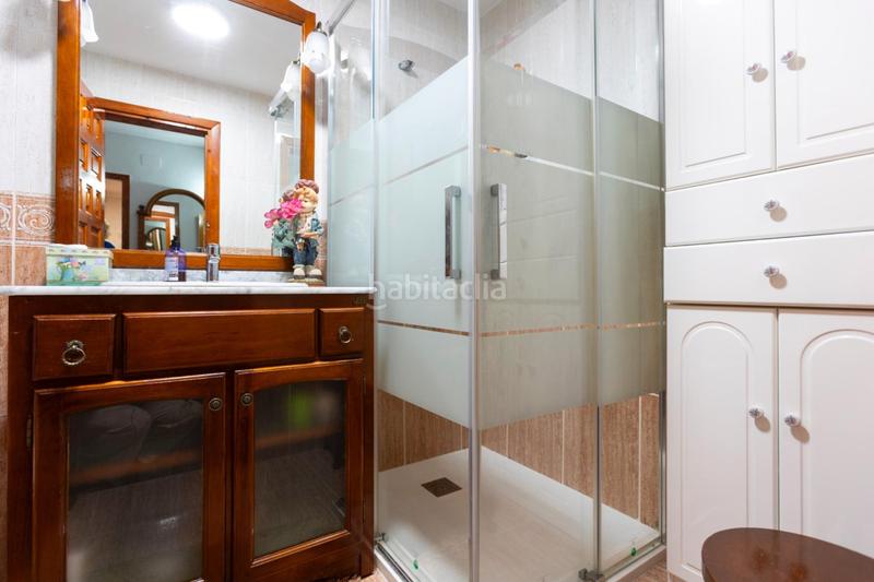 Foto 9c993af1-86b1-485a-bcd3-2444d86b141e. Pis amb calefacció aparcament a Velilla - Velilla Taramay Almuñécar