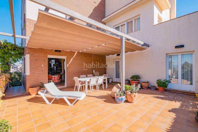 Foto 1006be21-09a5-442f-9ee2-e8dcb57b25b6. Xalet amb calefacció aparcament piscina a Altos de la Zubia Zubia (La)