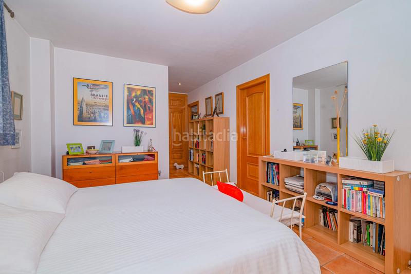 Foto 324c8787-a2d3-4c35-8e15-126fcfa4cab0. Xalet amb calefacció aparcament piscina a Altos de la Zubia Zubia (La)