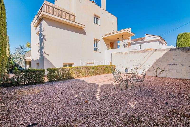 Foto 75b47ba3-a4fa-4b06-bc93-622a43875b26. Xalet amb calefacció aparcament piscina a Altos de la Zubia Zubia (La)