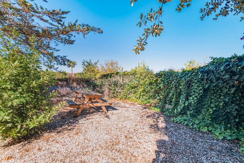 Foto d8dc1806-37d5-4e74-a786-0bdb1fa4113e. Xalet amb calefacció aparcament piscina a Altos de la Zubia Zubia (La)