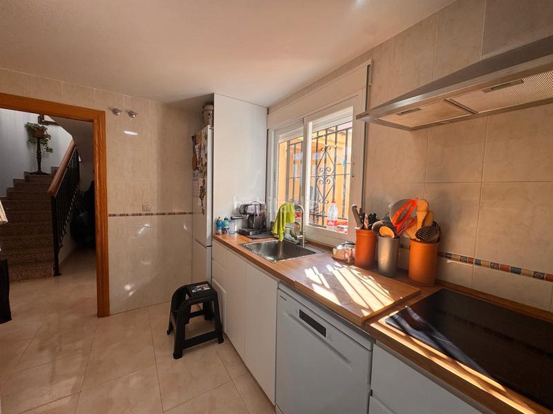 Foto 31bb70ba-6f87-400f-b7ef-cce3c45fa377. Casa adossada amb calefacció a Villa de Otura