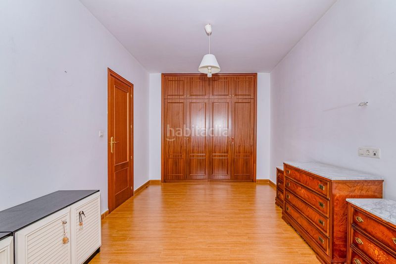 Foto 6dbce1e0-b26f-424e-a7b7-59b354244a30. Xalet amb xemeneia calefacció aparcament piscina a Atarfe