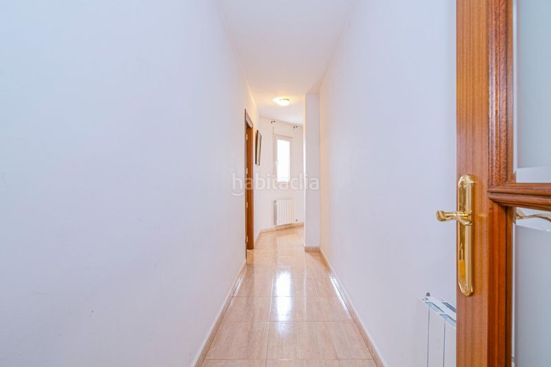 Foto 873a39e3-e50e-41d1-a3e4-6f1491df0d9c. Xalet amb xemeneia calefacció aparcament piscina a Atarfe