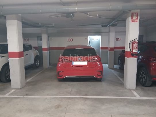 Foto e4bdb5f1-f821-4c0c-8582-46a1d8225894. Aparcament cotxe a Atarfe