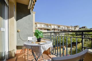Flat  Calle comares 31