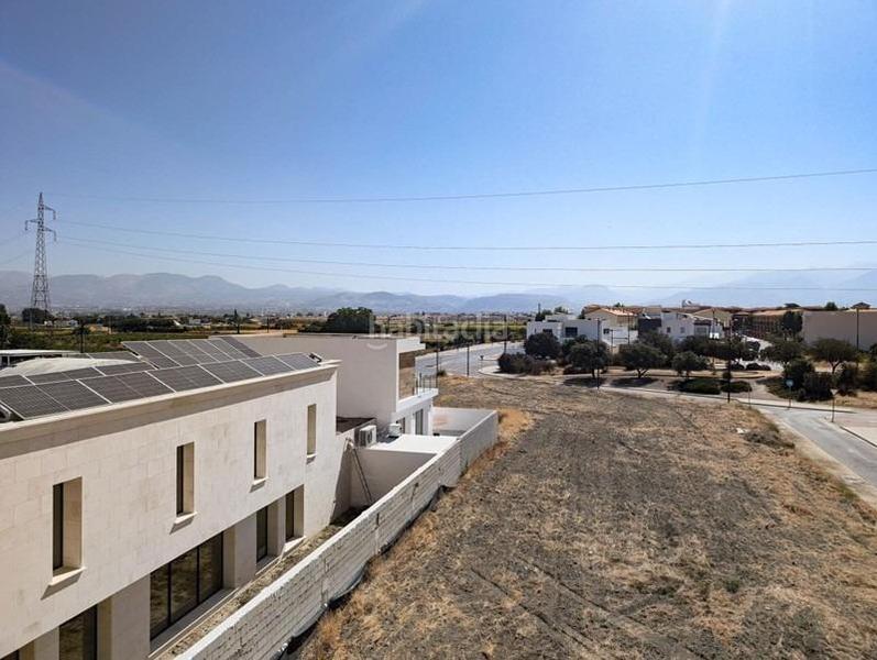 Foto 7a66bc44-d3c2-431d-8143-2e3a34bd3821. Casa adosada casa en venta en Cúllar Vega