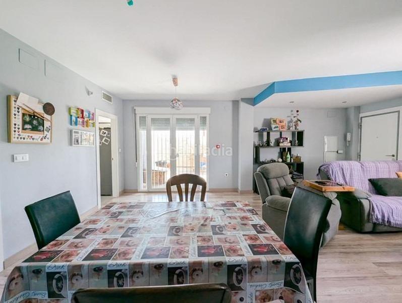 Foto ae102036-e28f-4ec1-8fd0-32c4fa2eb64b. Casa adosada casa en venta en Cúllar Vega