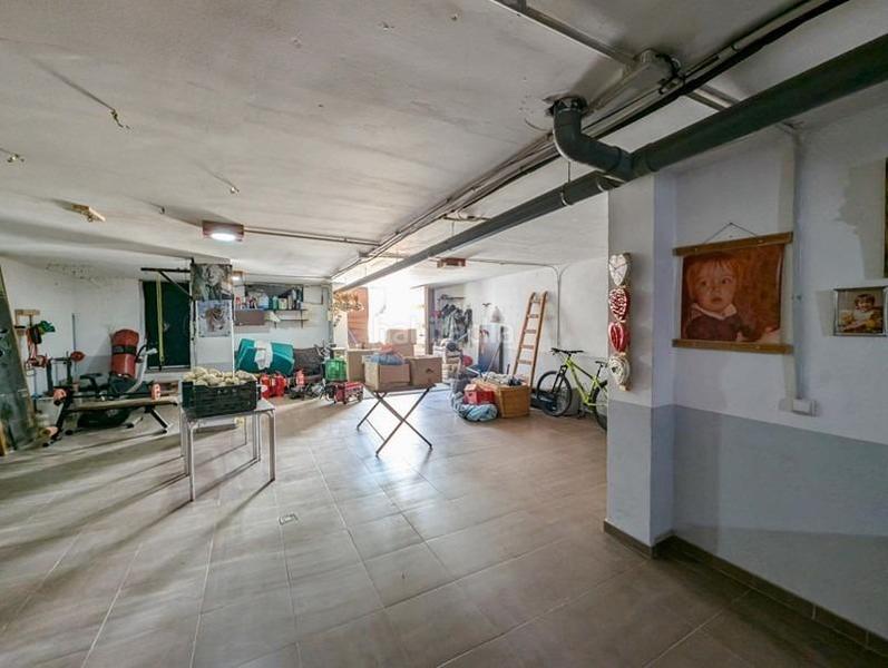 Foto b5ddcb6c-5faf-4bf2-955f-775edb26d1b7. Casa adosada casa en venta en Cúllar Vega