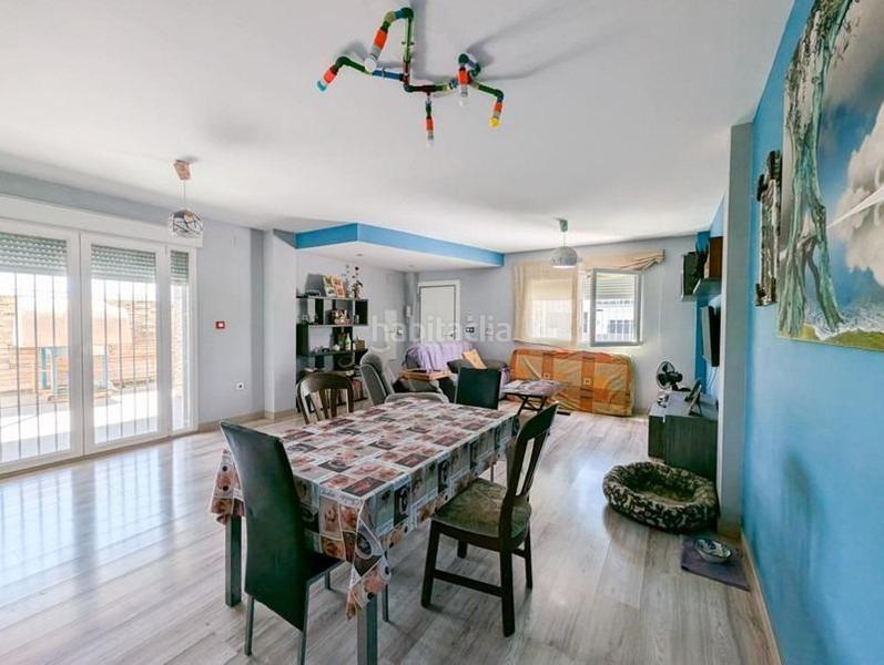 Foto f6091d2a-f0d8-4ea0-aeaa-65e4d12da617. Casa adosada casa en venta en Cúllar Vega