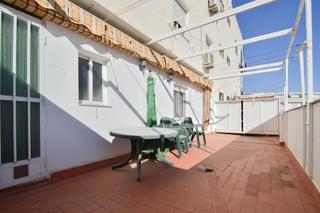 Pis a Atarfe. Piso con terraza en atarfe