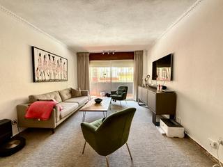 Appartement  Calle fernando de rojas. Piso en maracena, con piscina, garaje, trastero y excelente comu