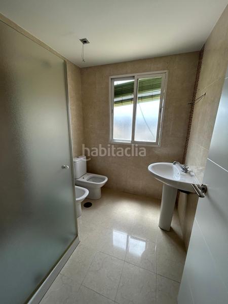 Foto bb749552-5bf6-43d4-a701-f22d54e39724. Alquiler piso se alquila piso céntrico en Atarfe