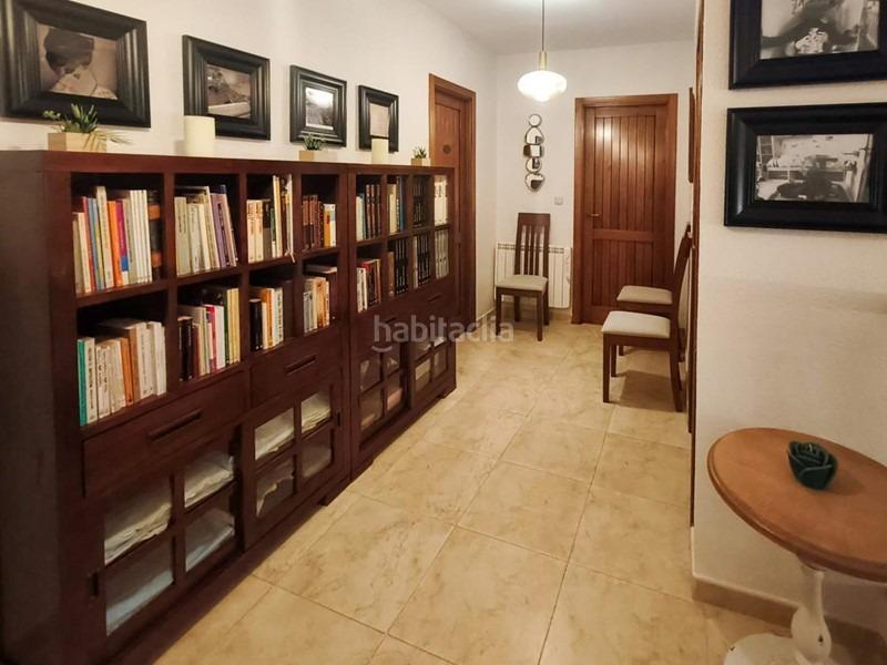 Foto 183c60a7-9325-421d-a70e-804f6ab74cfc. Casa  en venta en el centro en Atarfe