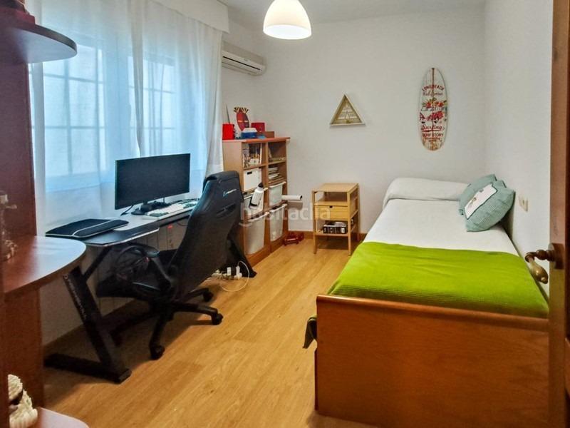 Foto 889e9927-347d-4a16-b7d2-2eec7384396a. Casa  en venta en el centro en Atarfe