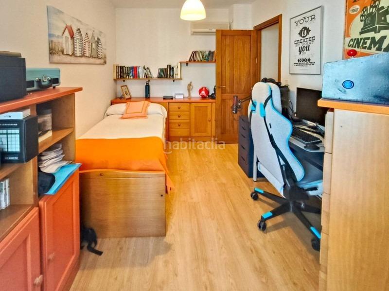 Foto aed1ca77-4718-4c11-9443-c40661b56515. Casa  en venta en el centro en Atarfe