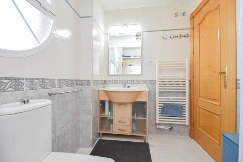 Foto 87f1171d-9845-47a8-9688-e0134b2f7db3. Chalet  en venta en Urbanizaciones Alhendín