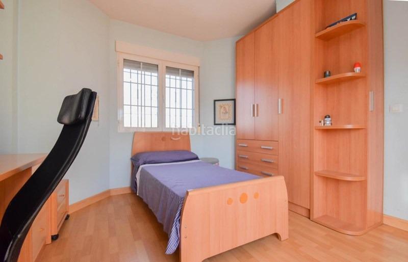 Foto b408c9bd-efde-4320-bd75-55a43d7d795a. Chalet  en venta en Urbanizaciones Alhendín