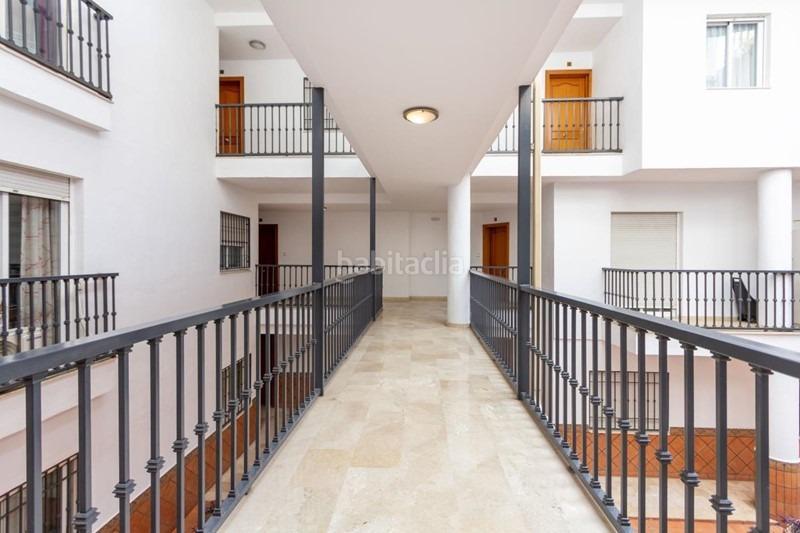 Foto 0e6832b8-7172-4541-8038-0f08970cb6d8. Piso  céntrico en Maracena