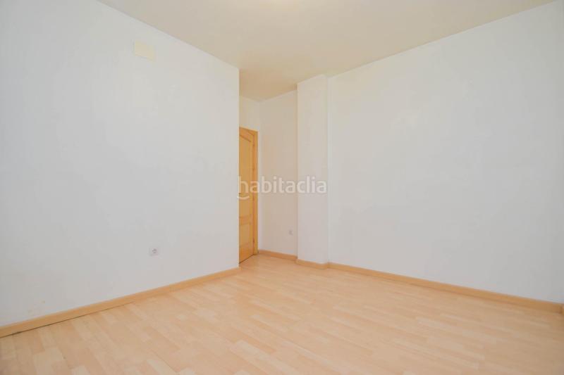 Foto 14d8c550-9ddd-4c99-a914-e4b27050ed19. Piso  de 3 dormitorios con garaje magnífica oportunidad! en Atarfe