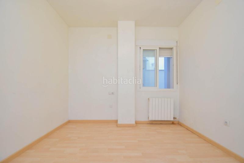 Foto aada93ef-699f-4344-8314-85ba771835d3. Piso  de 3 dormitorios con garaje magnífica oportunidad! en Atarfe