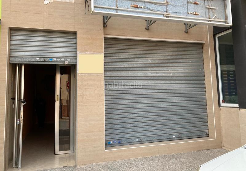 Foto af06c90b-64b6-47d1-9fd6-6246556ecb72. Location local commercial dans Atarfe
