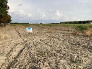 Casale in Fuente Vaqueros. Fínca rústica en tarquinal alto, pinos puente
