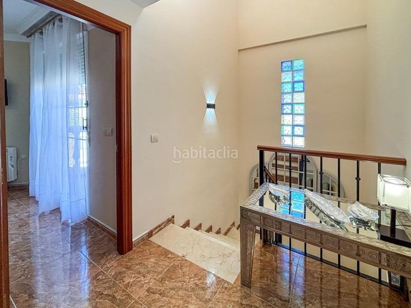 Foto 0effc914-5649-4c23-92a0-c2647957ec2c. Chalet avec piscine dans Belicena Vegas del Genil