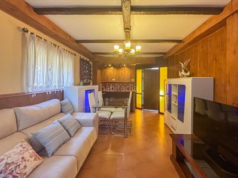 Foto 472e8ac2-6c8d-4488-a317-bee66f587d50. Chalet avec piscine dans Belicena Vegas del Genil