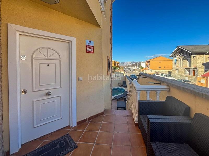 Foto f399f4f1-5bc8-44bc-943c-1b748f4a83c6. Chalet avec piscine dans Belicena Vegas del Genil