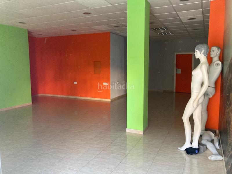 Foto 18f29198-573e-480e-b0e3-95d025dd45a6. Location local commercial dans Atarfe