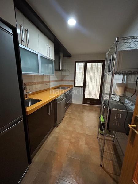 Foto 652c590f-01f0-485e-8a3f-2e3203aa43e8. Lloguer pis amb calefacció aparcament piscina a Atarfe