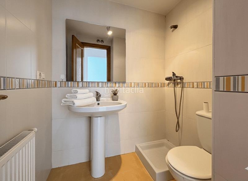 Foto 5101961f-81b8-4a44-8ec3-a192776eec02. Pis amb aparcament a Atarfe